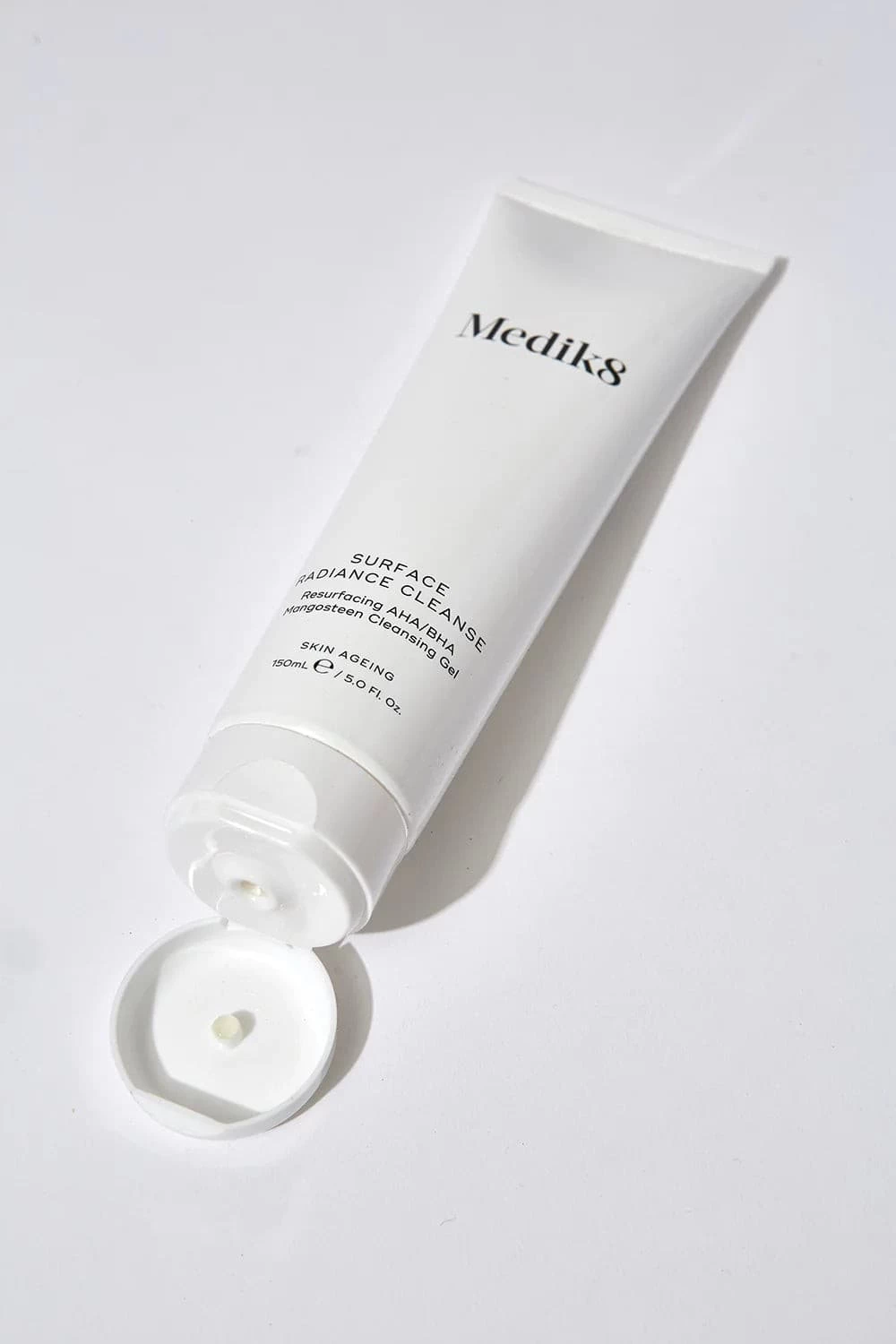 Medik8 Surface Radiance Cleanse 11 Medik8 Surface Radiance Cleanse - Image 9