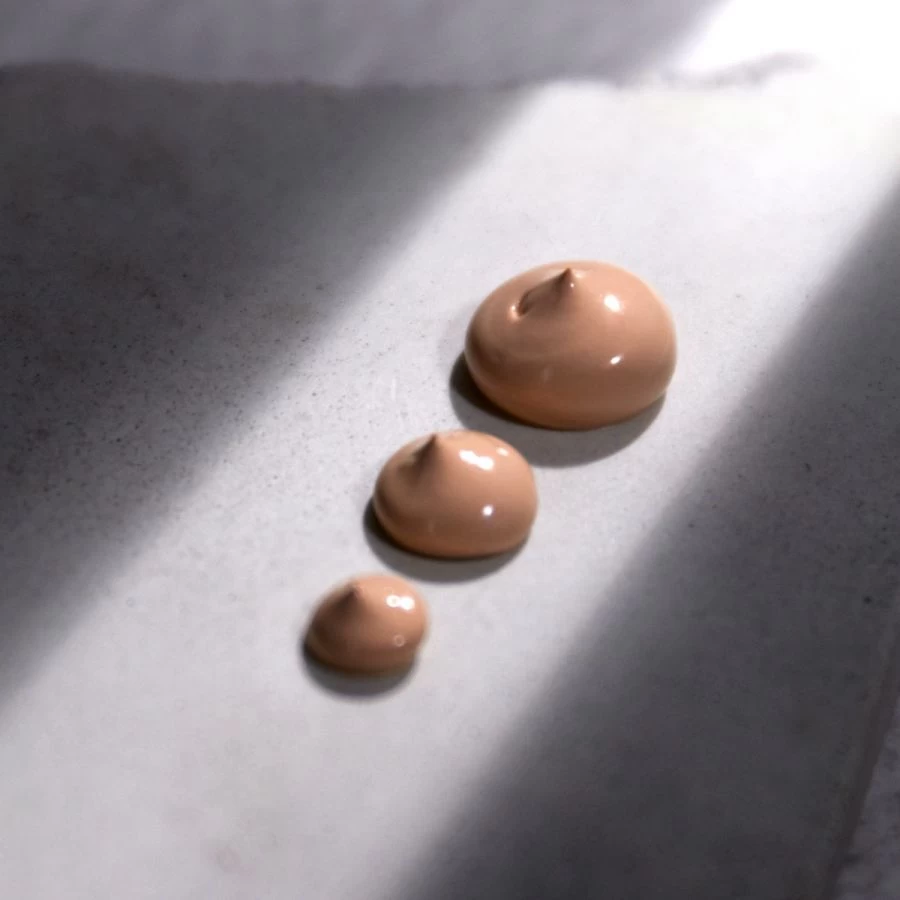 Medik8 Illuminating Eye Balm 5 Medik8 Illuminating Eye Balm - Image 3